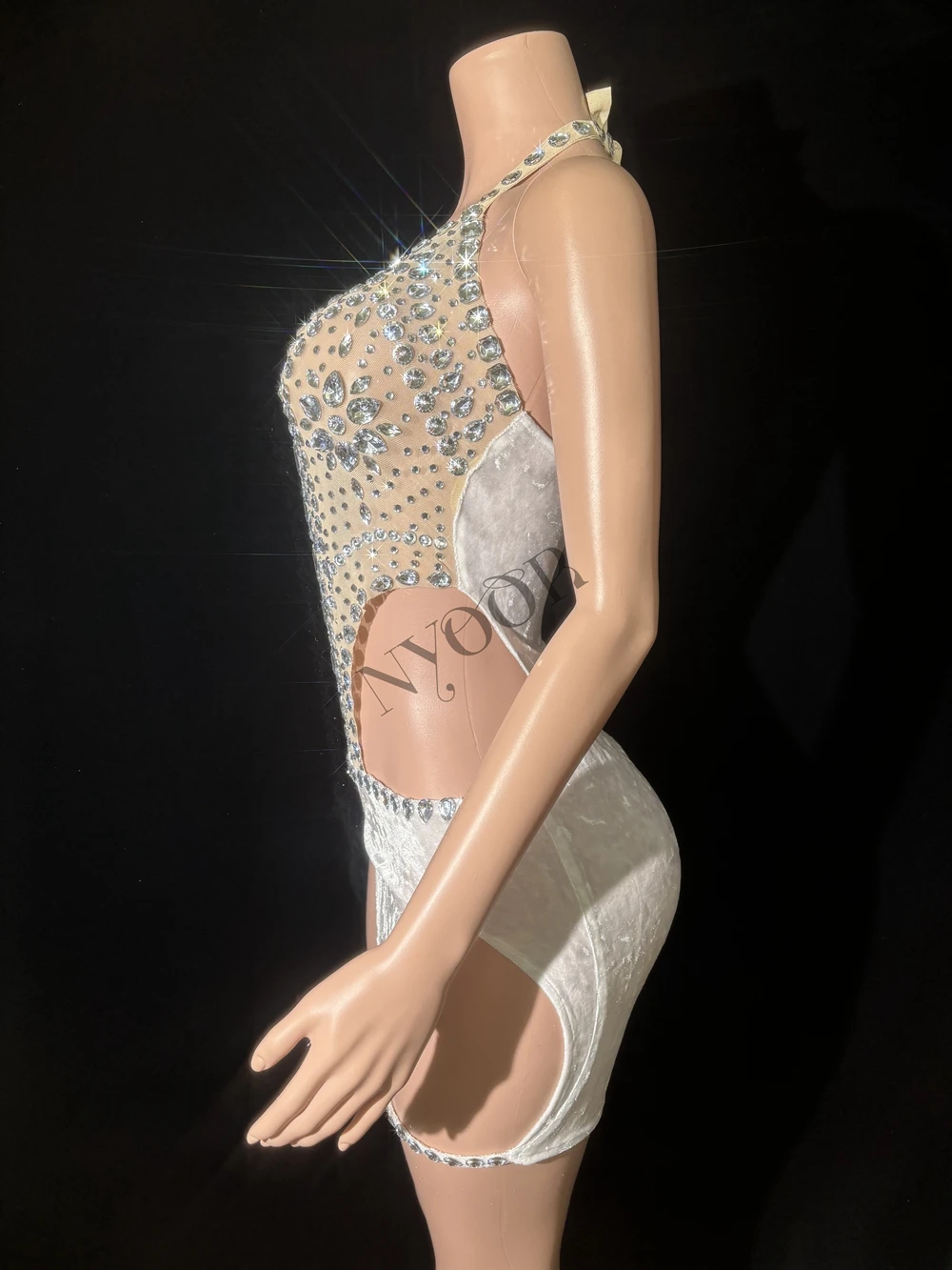 Rotterdam Kly-Robe Courte Blanche avec Strass pour Femme, Tenue de Soirée Sexy, Dos aux, Dos aux, Tenue de Soirée et d'Anniversaire, Tenue de Scène de breven Club