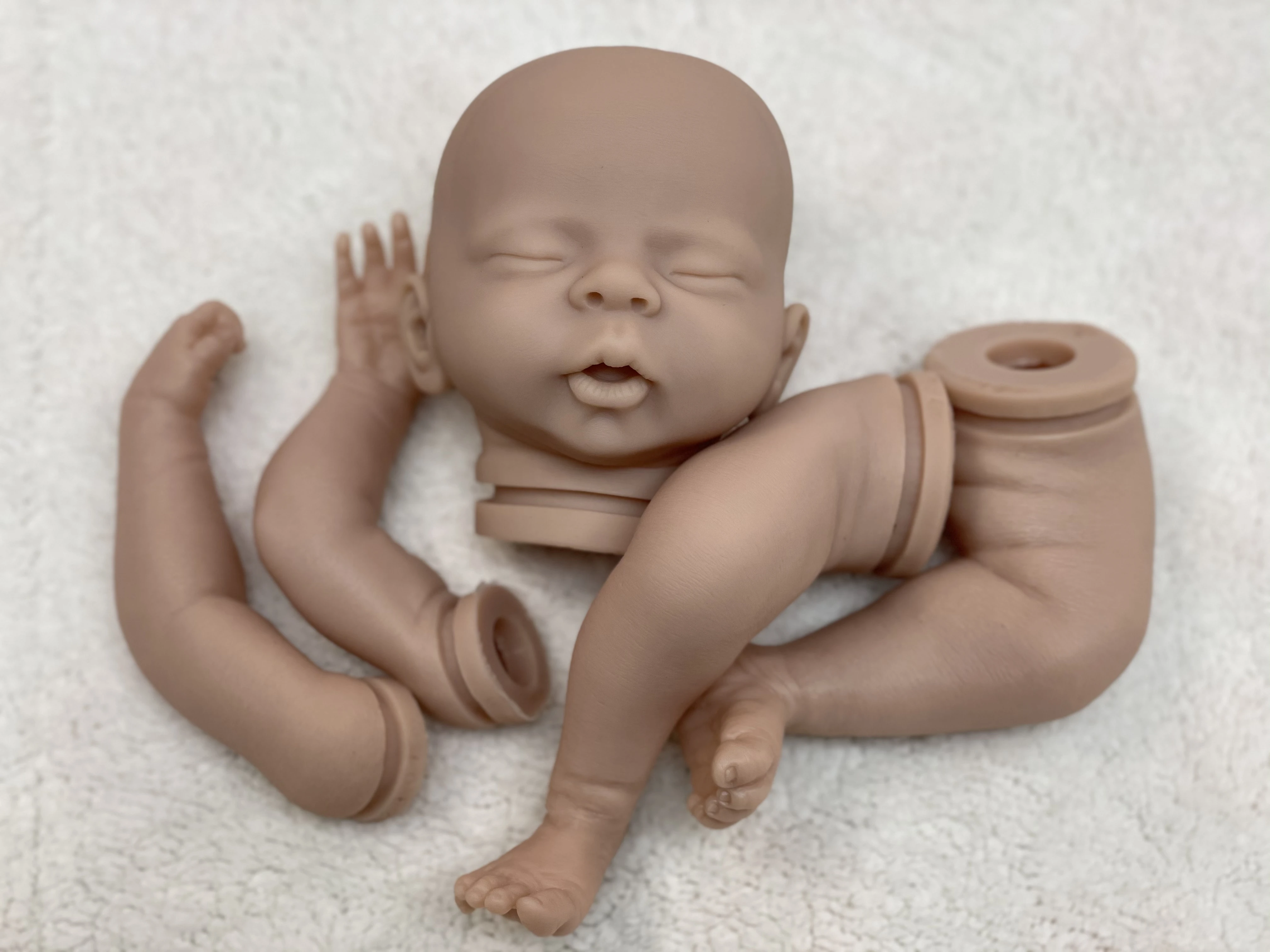 50CM Bebé Reborn Doll Kits With Realistic Skin Wrinkles Painted/Unpainted Sleeping Newborn Baby Soft Vinyl Unfinshed Kit Toys