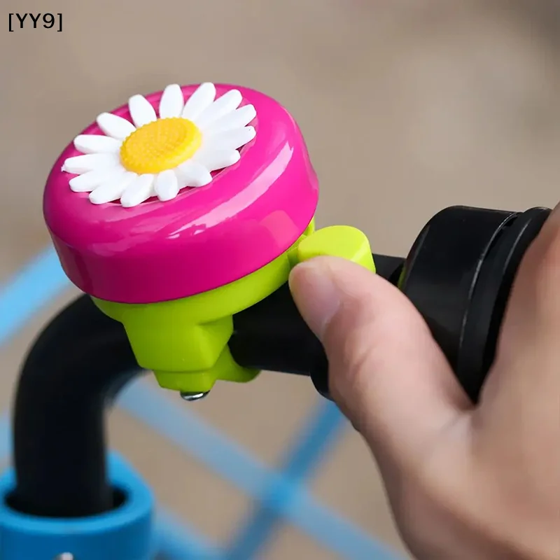 Lustige Fahrradklingel für Kinder, Fahrradhupe mit Blumenmuster, Sicherheitsalarm für Mädchen, mehrfarbige Fahrradklingel für Lenker