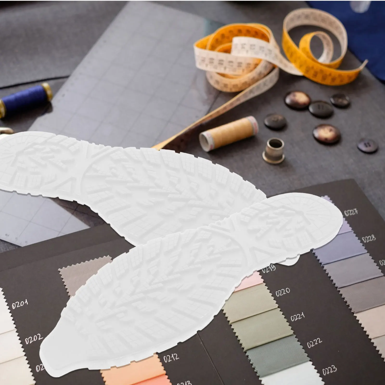 

1Pair Shoe Sole Repair Material Rubber Anti-Slip White Large Cuttable Heel Protector Non-Slip Sole Replacement for Sneakers