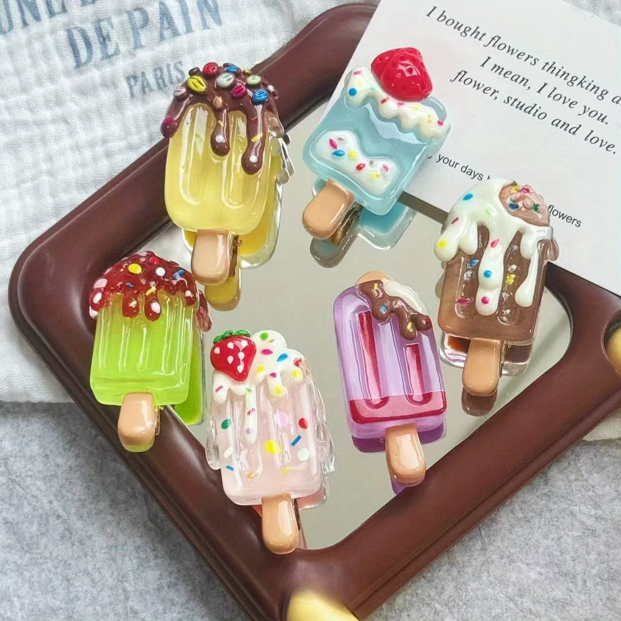 กิ๊บติดผมลายการ์ตูนธีมอาหารเรืองแสงในที่มืด 6 ชิ้น รูปไอศกรีมและเป็ด  กิ๊บหนีบผมแปลกตาสำหรับถ่ายรูป  อุปกรณ์เสริมผมสำหรับผู้หญิง