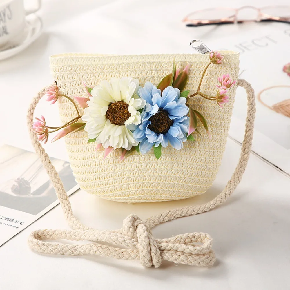 

Sweet Flower Kid's Straw Woven Bag Summer Travel Beach Bag Shoulder Bag Girls Trendy Coin Purse Casual Messenger Bag