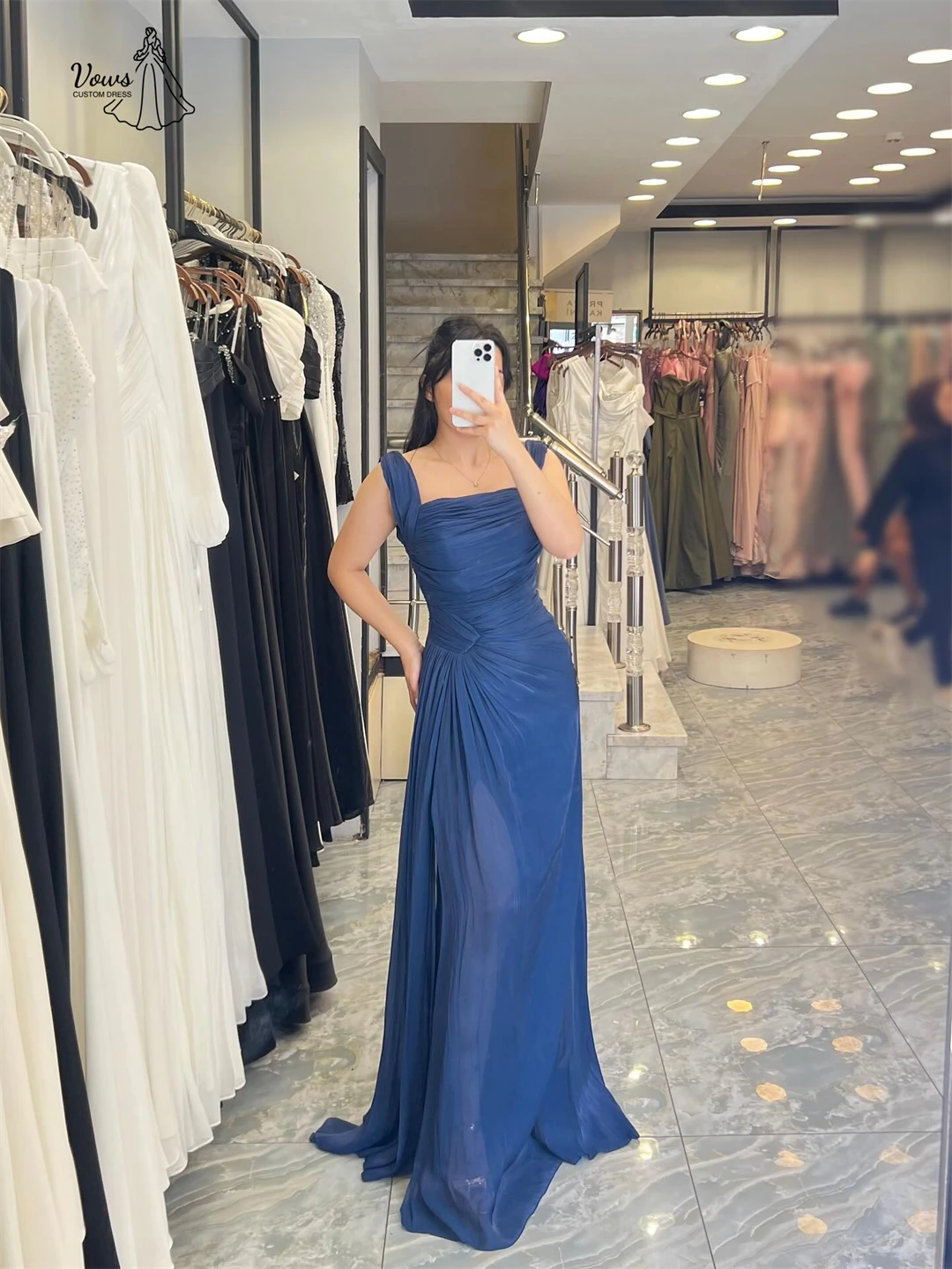 فساتين سهرة من Vows فساتين ضيوف الزفاف امرأة واسعة الكتف الأشرطة كلمة مخصصة مقبض إمساك فستان حفلة موسيقية فاخر 2025 حفل