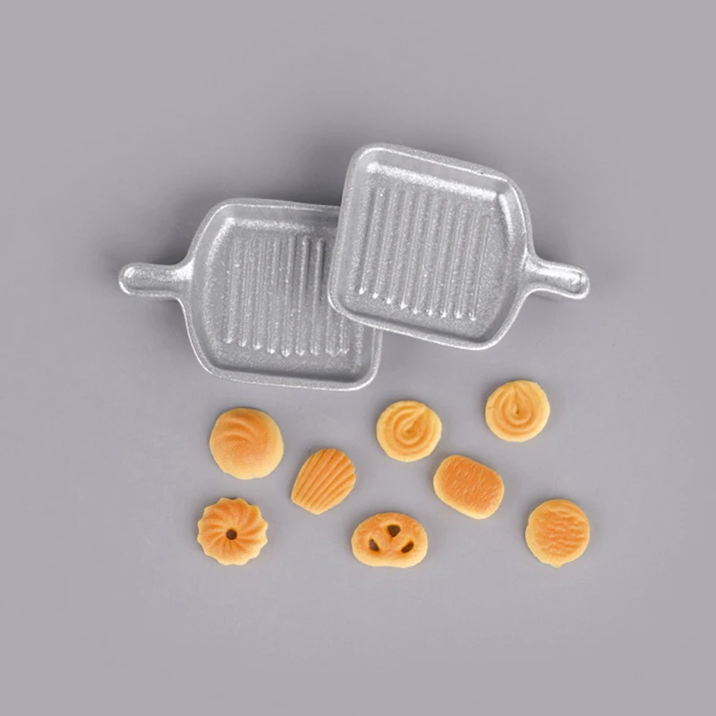 1/12 Dollhouse Simulation Bread With Tray Dollhouse Mini Kitchen Food Decoration Toy Dolls House Accessories Pretend Play Toy