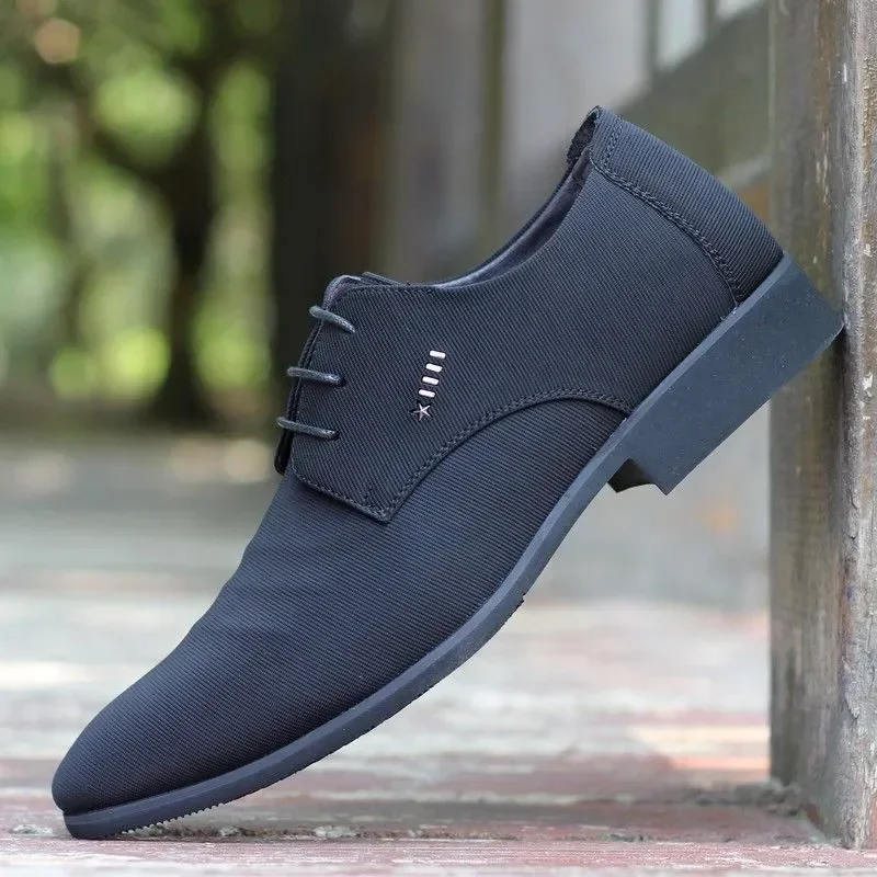 Black Cloth lace up