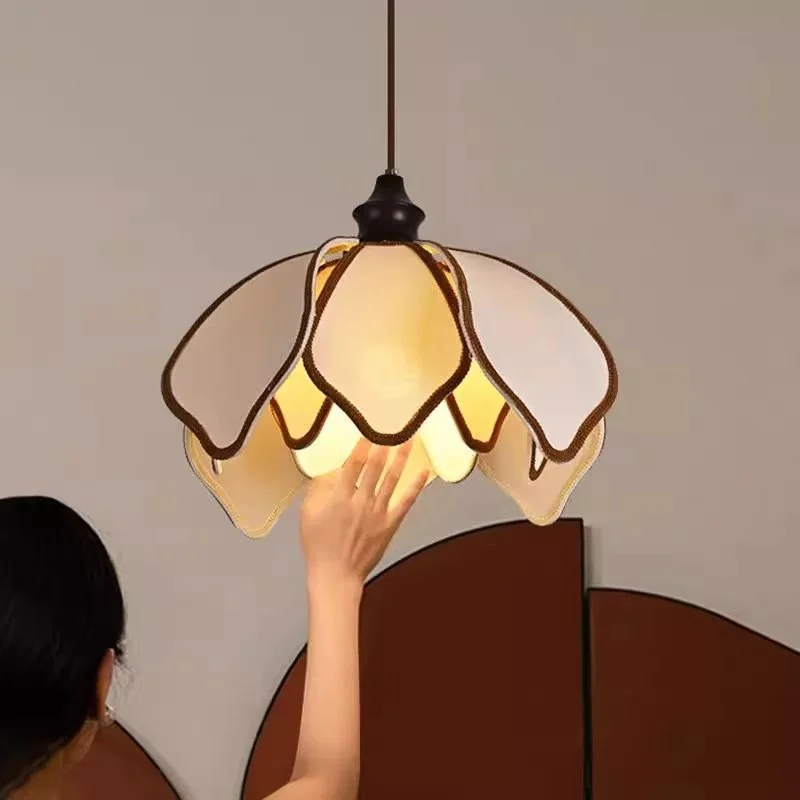 French Cream Style Minimalist Living Room Bedroom Japanese Study Medieval High-End Dressing Room Fabric Restaurant Lighting