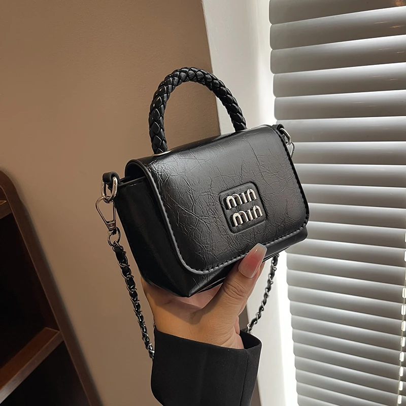 

Minimalist Unique Casual Simple Vintage Bag With Fashionable Letter Logo Crossbody Handbag Luxury
