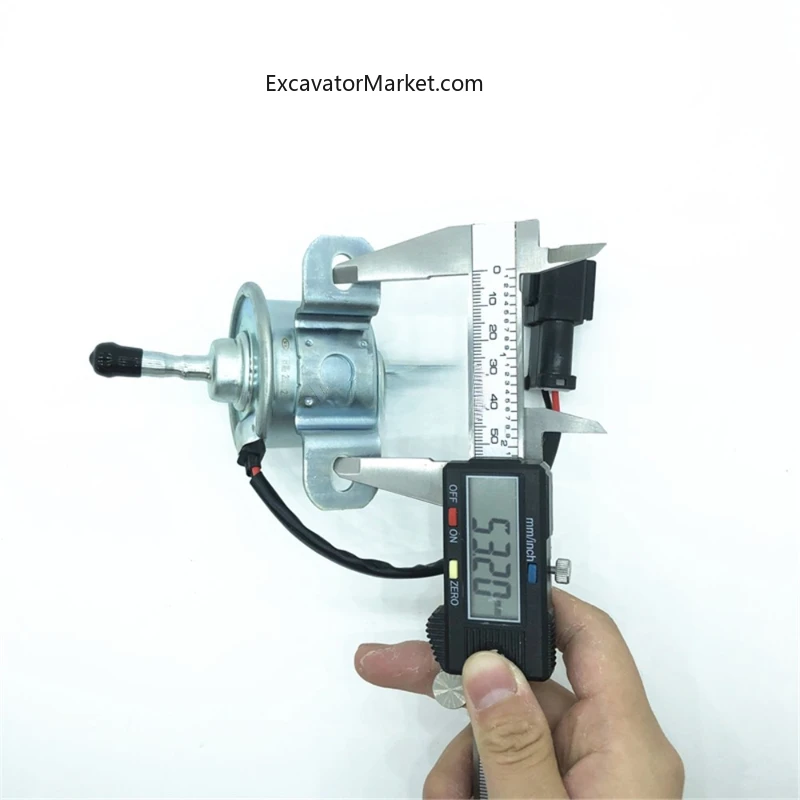 Excavator Parts Electronic Fuel Pump Fuel Pump Excavator Accessories For R55 60  Komatsu Pc 30 40 50 Daewoo Yanmar