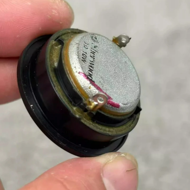 SOTAMIA 2 ชิ้น 1.5 นิ้วมินิทวีตเตอร์ 6 โอห์ม 10 วัตต์ไทเทเนียมฟิล์มเสียง Treble ลําโพงกันน้ําทวีตเตอร์เสียงเพลงลําโพงไฮไฟ