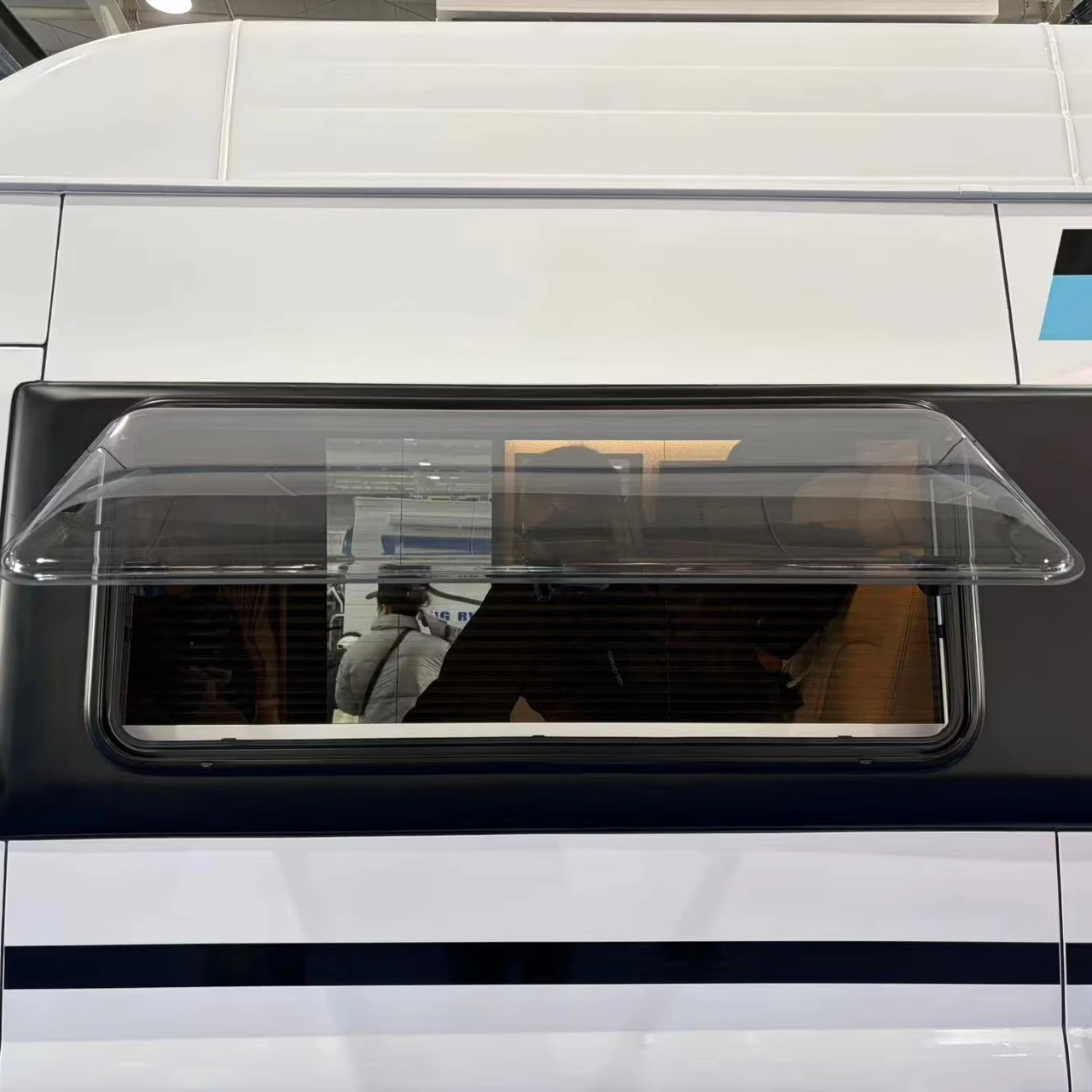 Replaceable Double Glazing Motorhome External Push Window 900*450mm