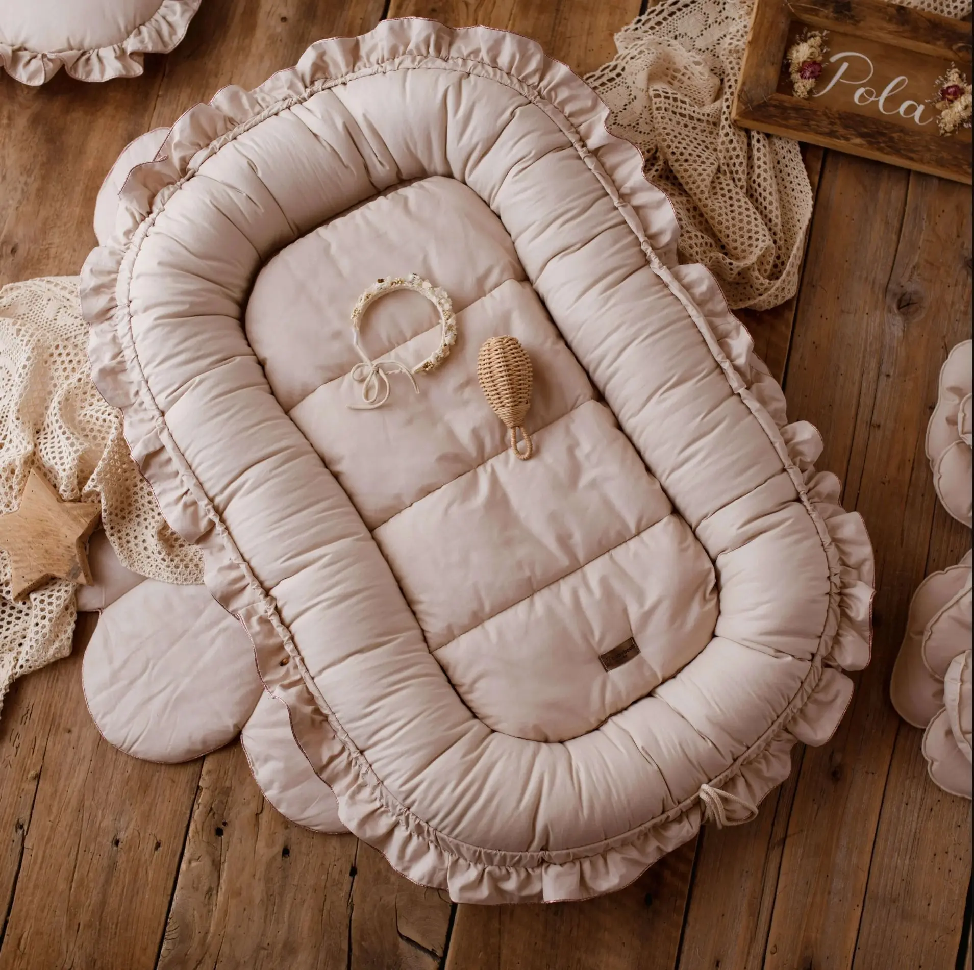 

New Ruffle Lace Baby Nest Bed Crib in Bed Infant Portable Cotton Mattress Newborn Biomimetic Bed Portable Sleeping Bed