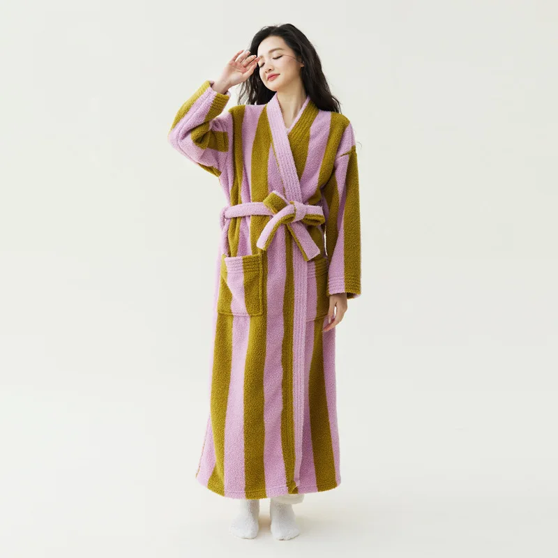 robe C