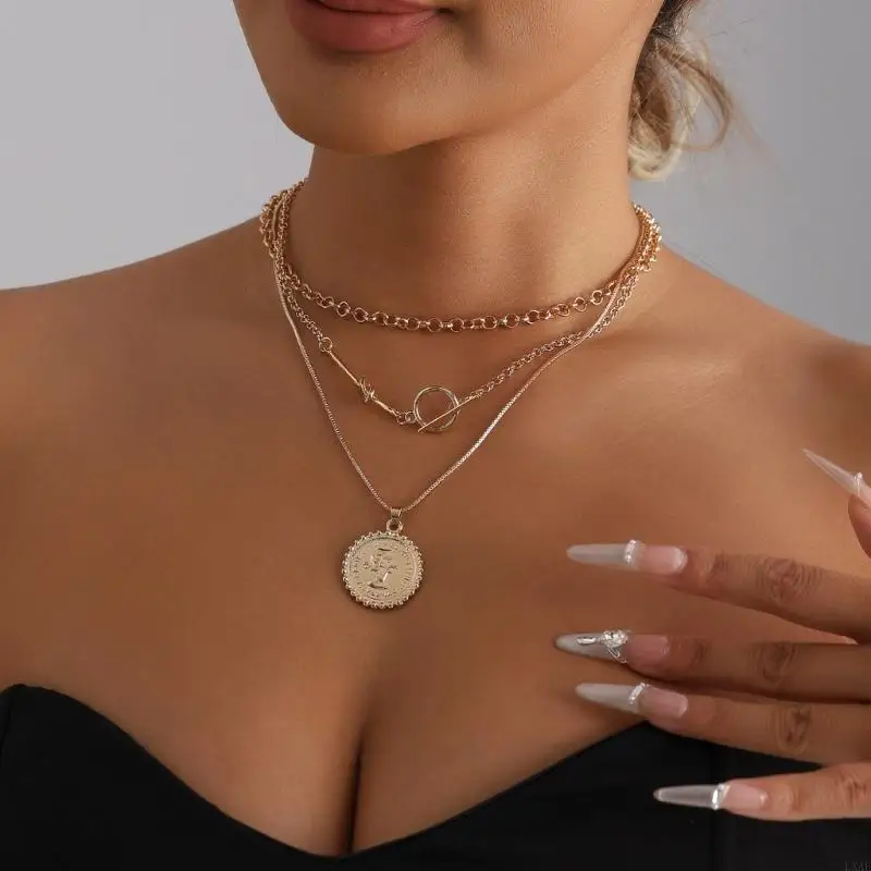  Vintage Coin Portrait Pendant Necklace Old Fashioned Retro Look Alloy Build Neck Chain For Daily Wear And Parties