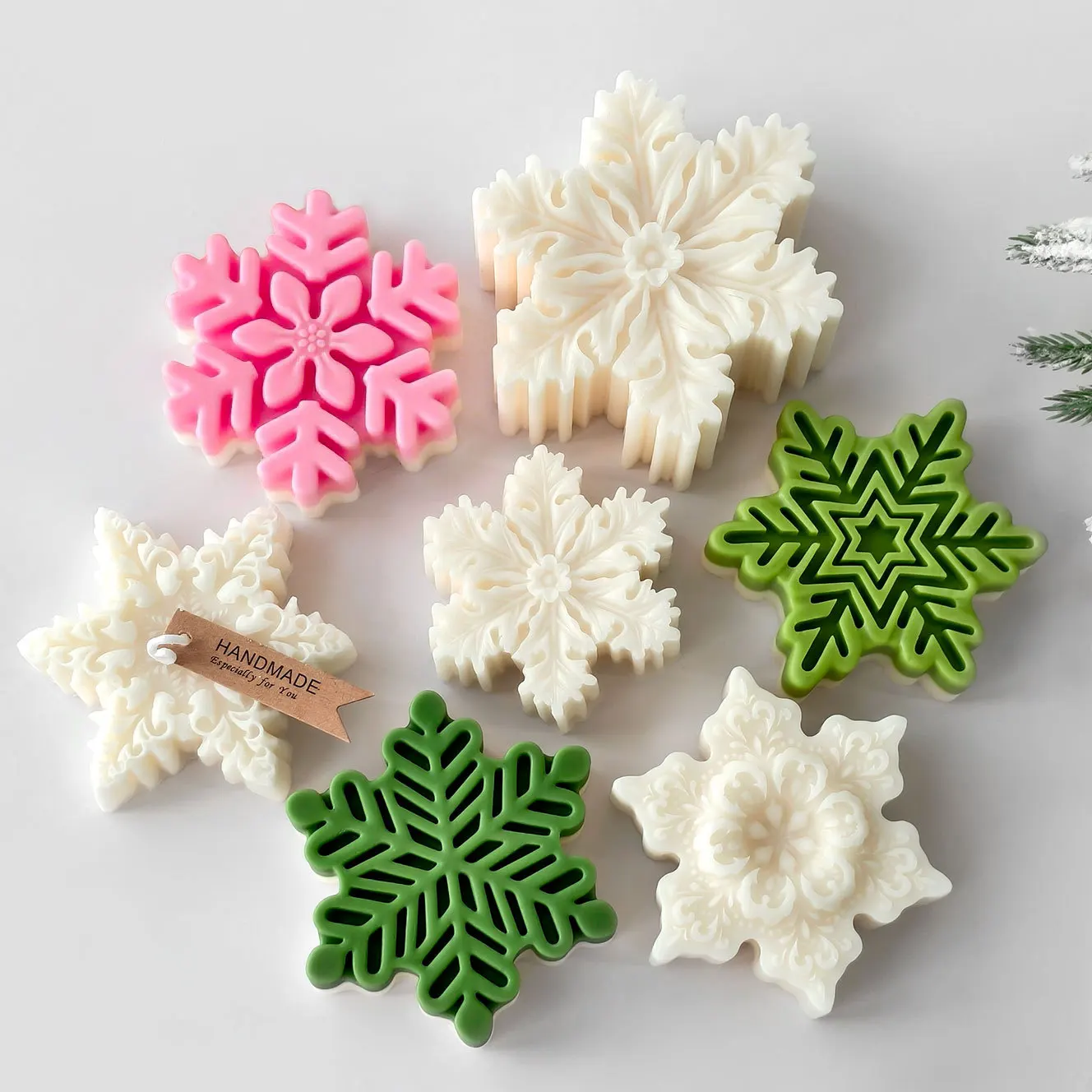 

DIY Christmas Snowflake Silicone Mold Scented Candle Handmade Soap Molds Christmas Biscuit Candy Chocolate Baking Mould