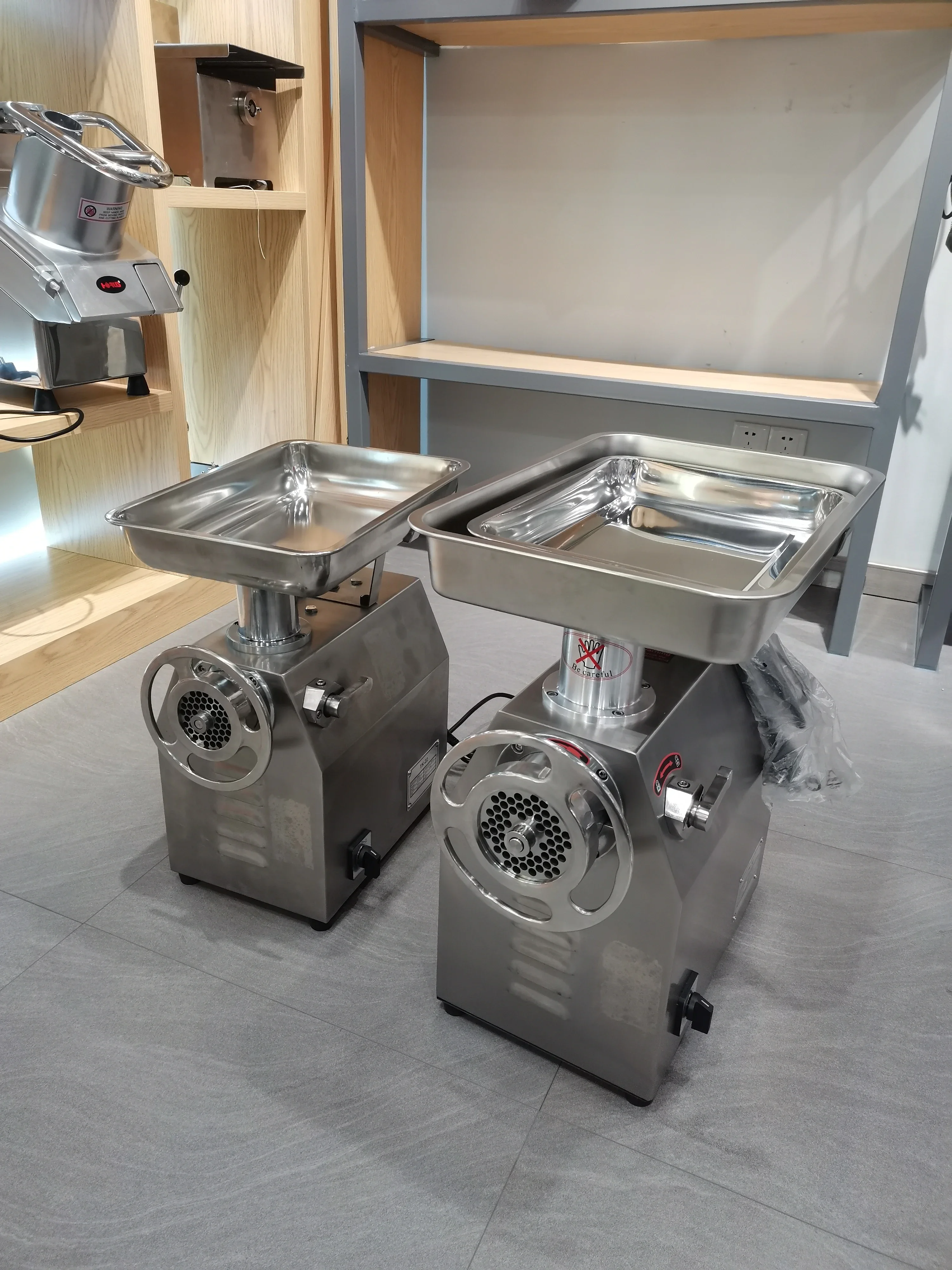 เครื่องบดเนื้อเชิงพาณิชย์และใช้ในบ้านระดับมืออาชีพ tk32 tk22 เครื่องบดเนื้อ tritacarne สับ