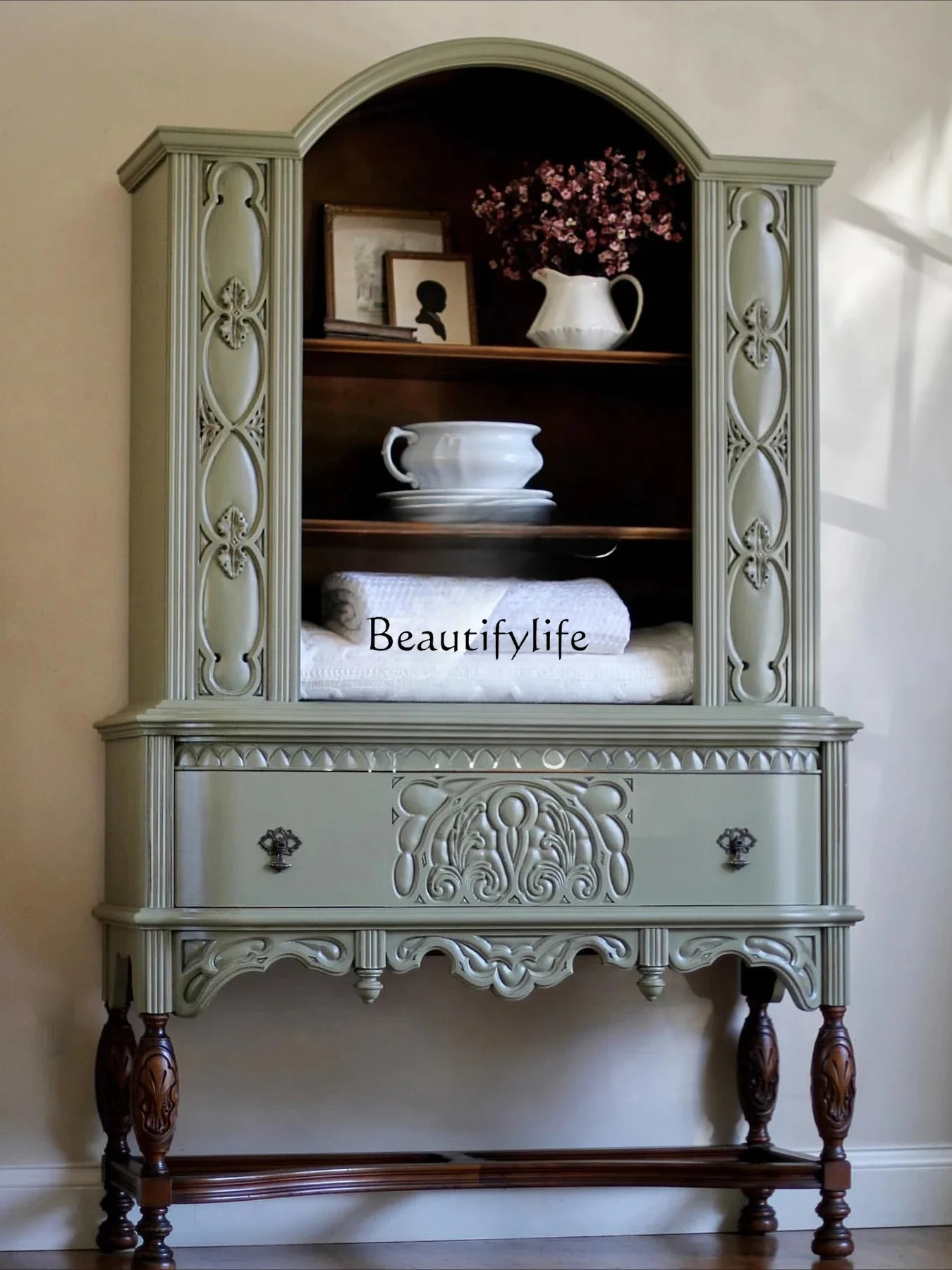 

yj7 French Retro Solid Wood Carved Living Room Wall-Mounted Sideboard French European Style Storage Wine Cabinet
