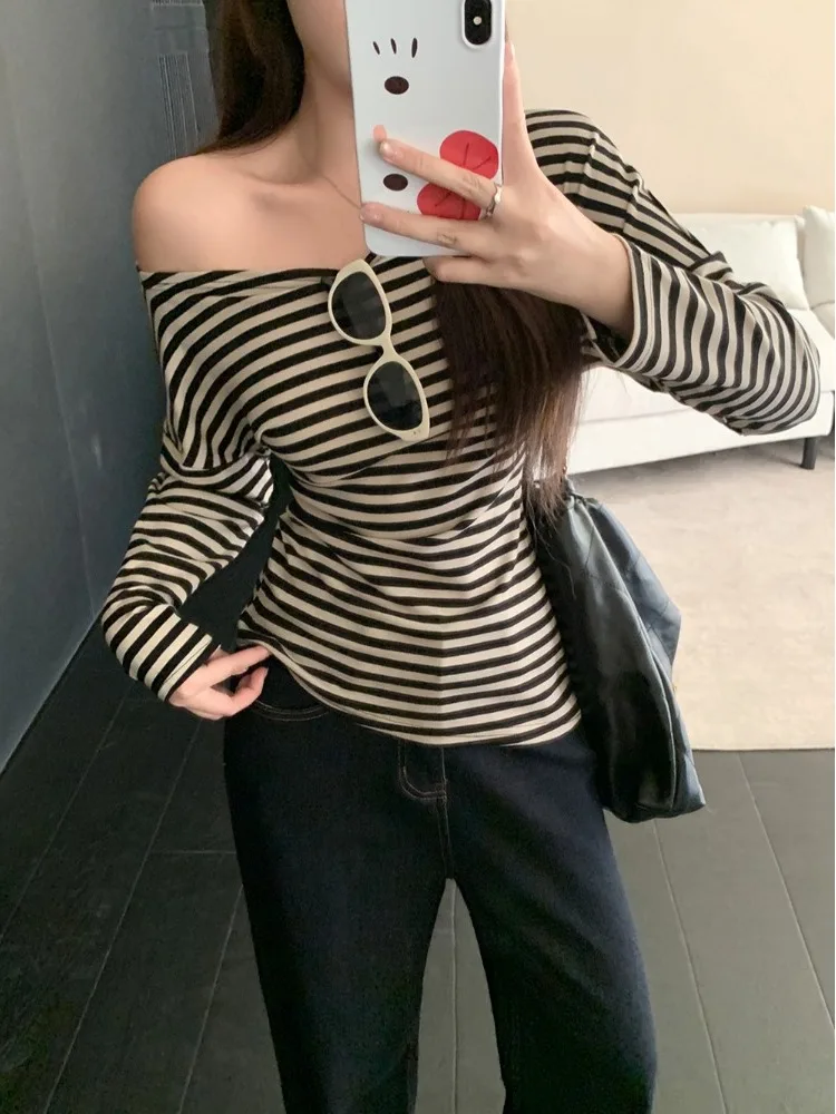 

plus Size Shoulder Bared Striped Long Sleeve T Shirt Korean Style Slimming Design Head over Foot Top for Early Autumn
