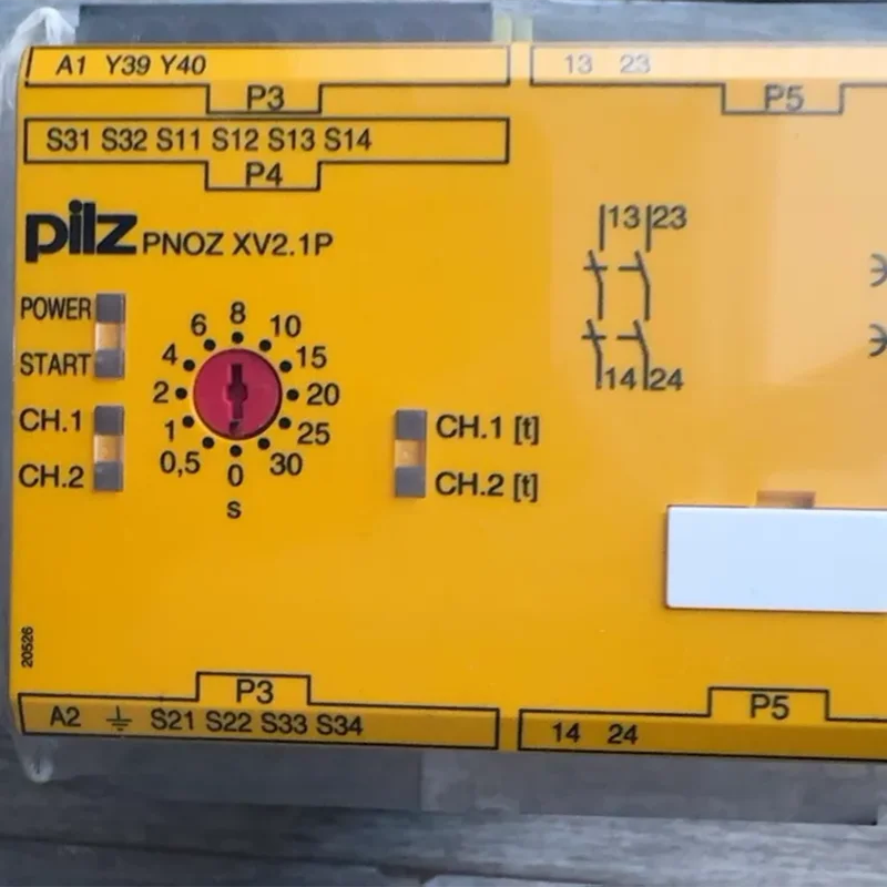Free Shipping PILZ Safety Relay Module PILZ PNOZ XV2.1P 777540 24-240V AC DC 8.5VA START CH1 CH2 indicator light Original New