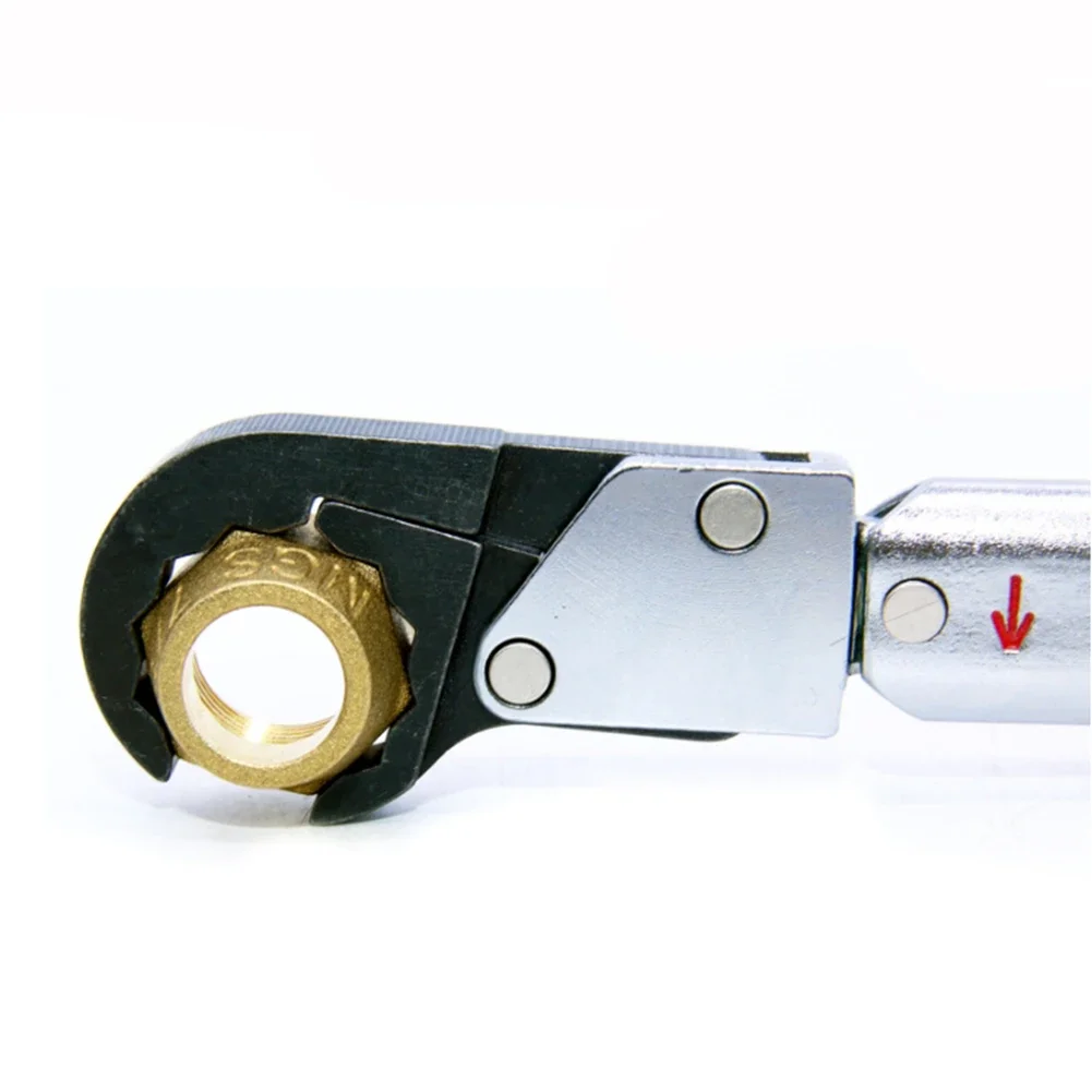 

Craftsmanship 1pc Ratchet Torque Wrench Tailored for Automotive Repairs and HVAC Applications with Optimal Length Design