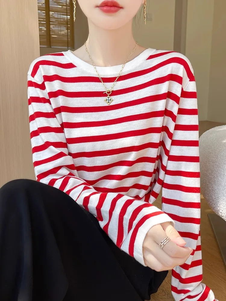 

2024 New Women's Stripe Knitwear Loose Fit Thin Long Sve round Ne T-irt Faionable Base Layer Top Commute Sle