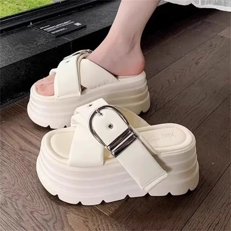 

Elevated Platform Sandals Women's Summer Outdoor Wear Bread Slippers Thi Heel Beach Slippers Metal Bule Casual Slip-On
