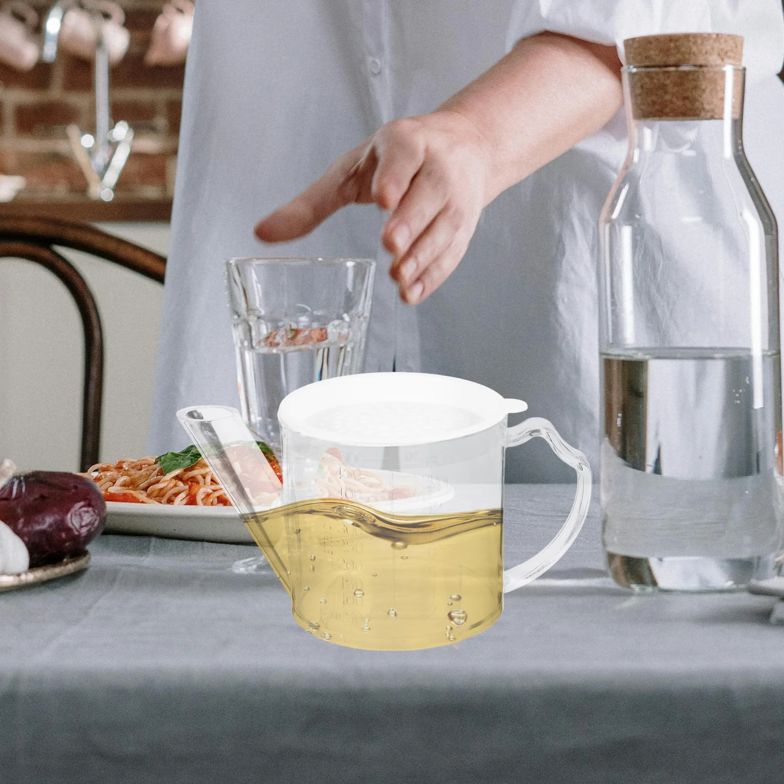 

Oil Pot with Filter Mesh Kitchen Grease Container Strainer Transparent Bottle Measurements Oil Vinegar Storage