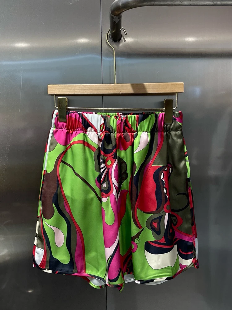 Retro geometric print elastic waist silk wide leg shorts 2026 summer women's fashion versatile side slit loose hot pants