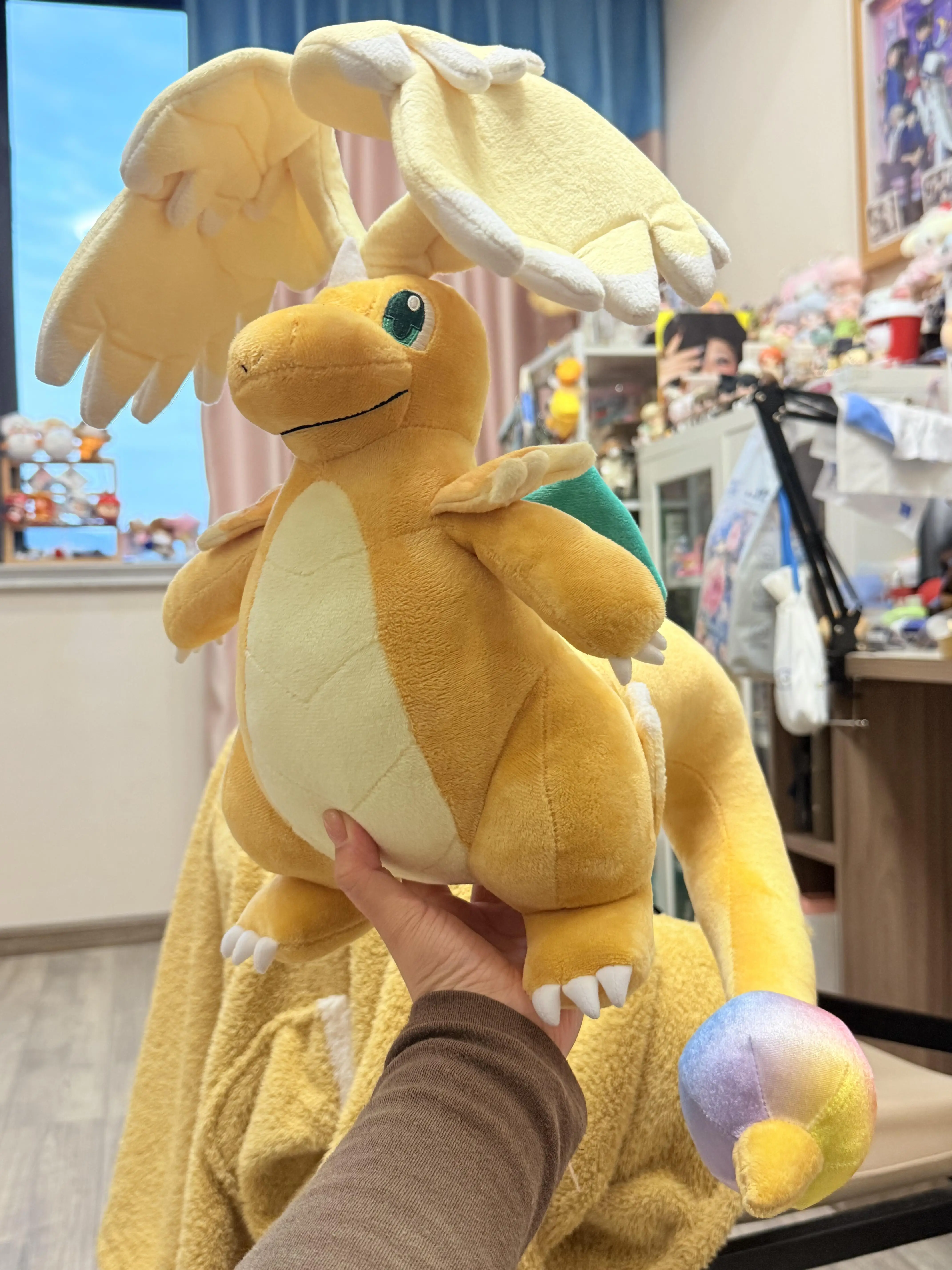 pokemon-mega-dragonite-peluches-pikachu-plush-charizard-dragonite-holding-dratini-stuffed-doll-tyranitar-cute-version-anime-toys