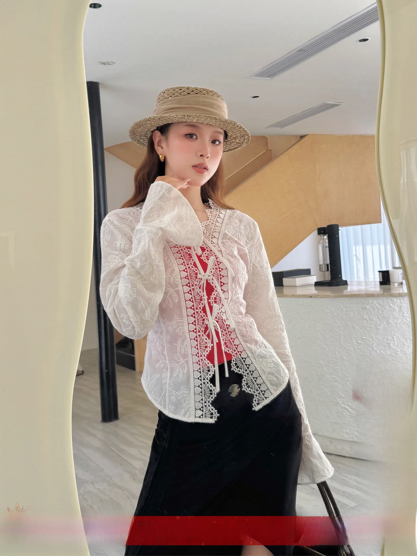 

Женская футболка 5E IF с кружевными вставками и длинным рукавом, простой крой, 100% хлопок, прямой силуэт