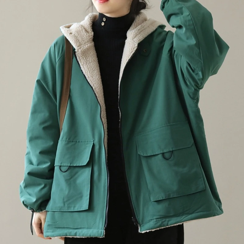 خريف شتاء نمط جديد سترة مبطنة بالقطن النسخة الكورية المرأة فضفاضة الترفيه مقنعين جيب موضة معطف متعدد الاستخدامات
