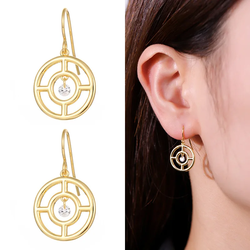 Kenger, metal-plated real gold, hollow geometric ear hook, women's ins earrings, versatile earrings treatment.