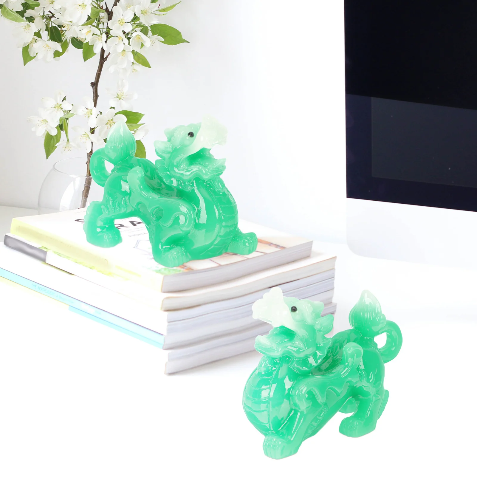 

Pixiu Ornament Animal Ornaments Household Green Resin Luck Animals Decor Office