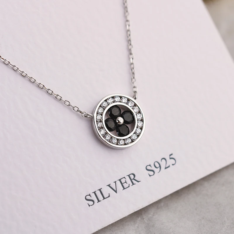 

Fashion Round Four Leaf Clover Necklace Lucky Jewelry Gift Best Friend Necklaces for 2