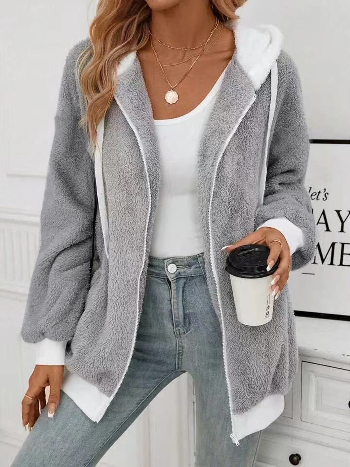 

2025 Women Autumn Casual Gray Jacket Long Sleeve Zipper Thick Plush Warm Coat Winter Soft Lady Patchwork Hooded Coat