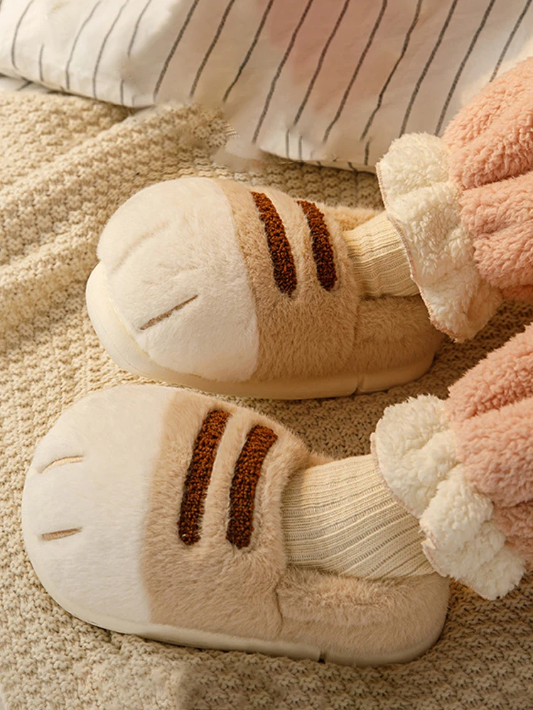 

3D Cat Paw Plush Slippers Warm Slip-on House Shoes Anti Slip Flat Thermal Slippers Furry Paw Couple Slippers for Autumn Winter