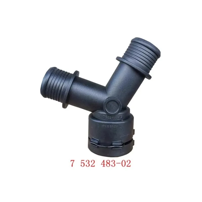 E46E90 Three-way Cylinder Head Auxiliary Water Kettle Engine Cooling Water Pipe Joint 7 532 483-02