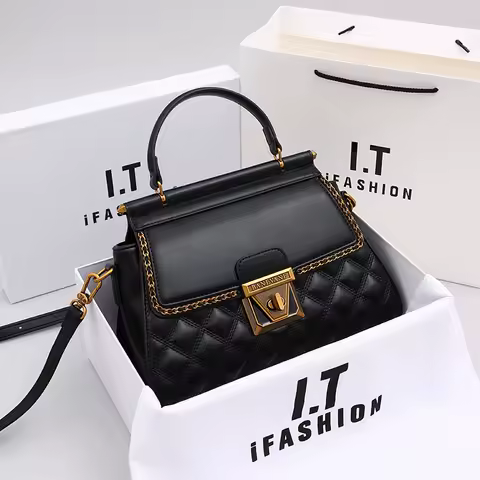 Women's handbag 2024 new autumn and winter high-end feeling, light luxury diamond grid small square bag, shoulder and crossbody
