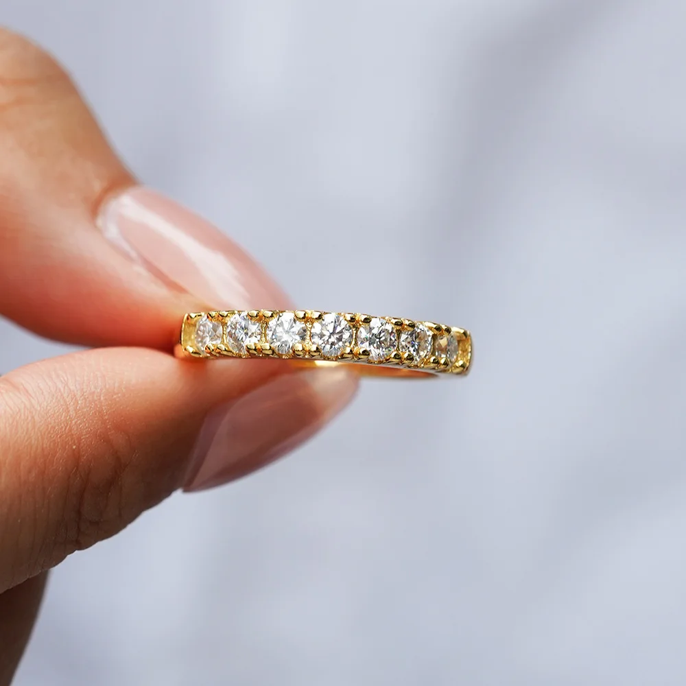 

0.7 Carat Moissanite Stacking Rings for Women Man Jewelry s925 Sterling Silver Plated 18k Gold Wedding Band