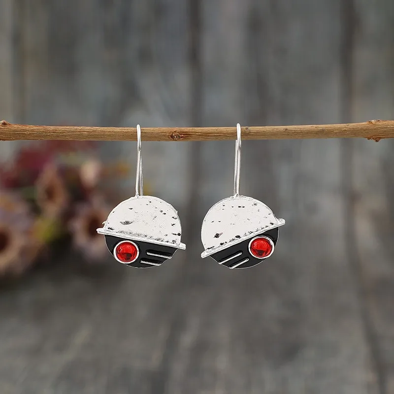 Vintage Silver Color Round Red Stone Earrings Ethnic Black Dispensing Carving Pattern Dangle Earrings for Women Jewelry