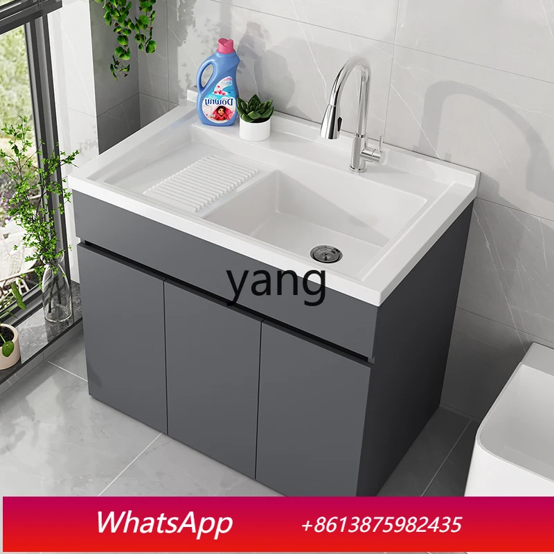 Armoire à linge en aluminium alvéolé LFH avec évier intégré et plan à récurer