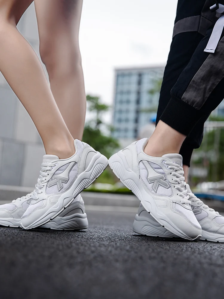 Kelme-男性と女性のためのレトロなカジュアルシューズ,流行のスニーカー,ローレザー愛好家のための,xx60015014