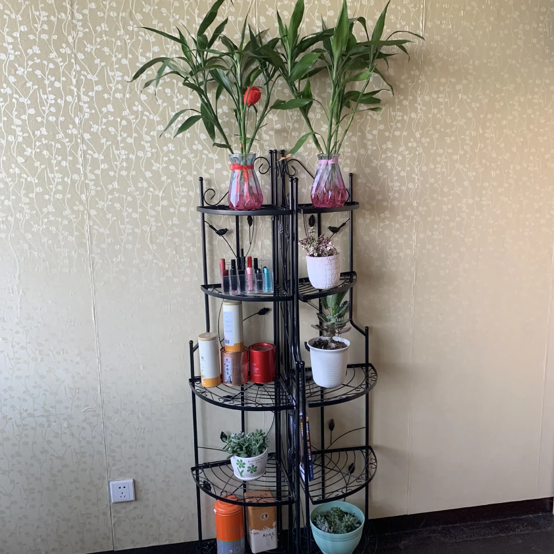 Multi-layer shelf terrace wrought iron flower stand, balcony courtyard pot stand, floor-to-ceiling flower stand, clear inventory