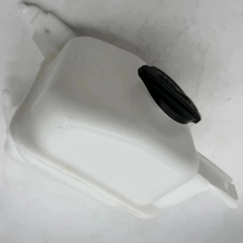 New High Quality Car Engine Coolant Reservoir Water Tank 254313K000 25431-3K000 For Hyundai Sonata NF Auto Parts