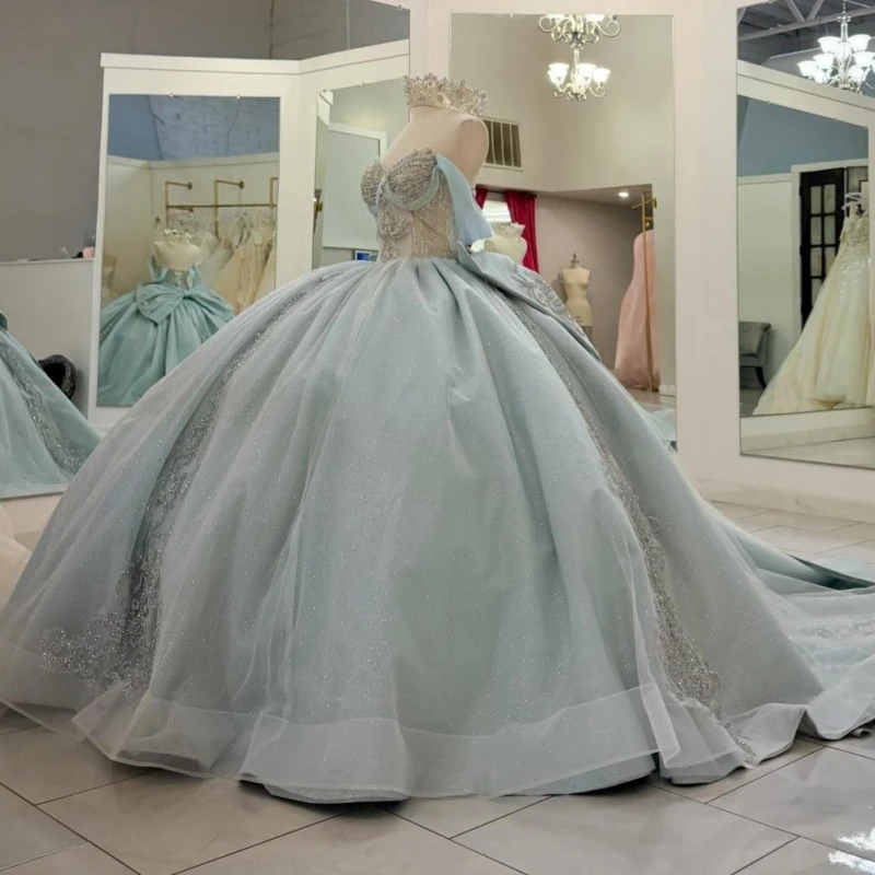 

Небесно-голубое блестящее платье Quinceanera с открытыми плечами и аппликацией из бисера с кристаллами и бантом из тюля для вечеринки, дня рождения, сладкое платье 16, Vestidos 15