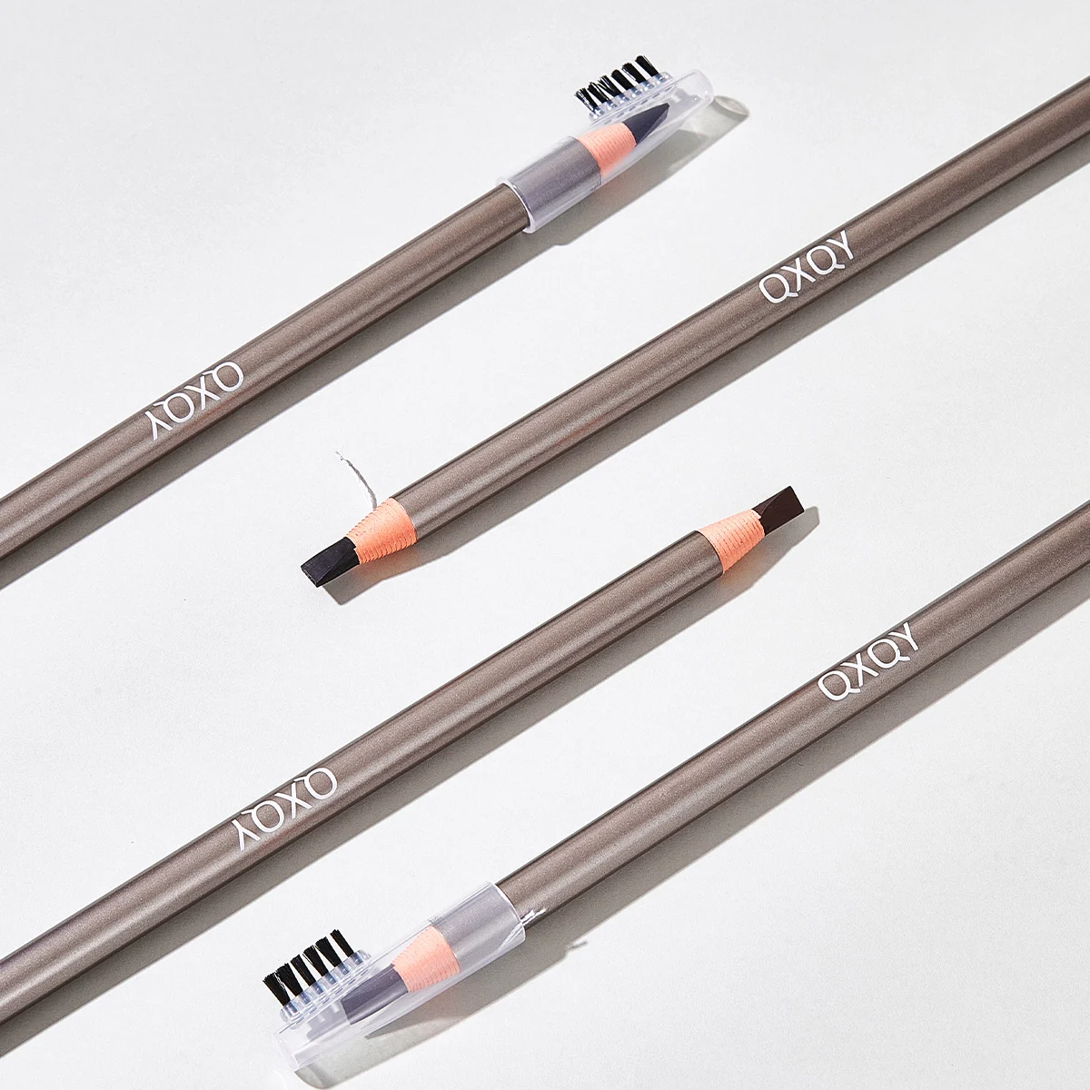 QXQY 아이브로우 펜슬 방수 아이브로우 강화제 오래 지속되는 눈썹 화장품 전문가용 메이크업 브로우 리프트 페더 ﻿