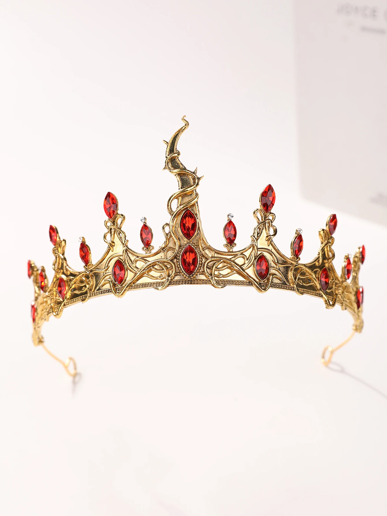 

Retro Gilt Thorn Crown Headband, Amethyst Palace-Style Headwear, European Dark Style Lolita Photo Hair Accessories