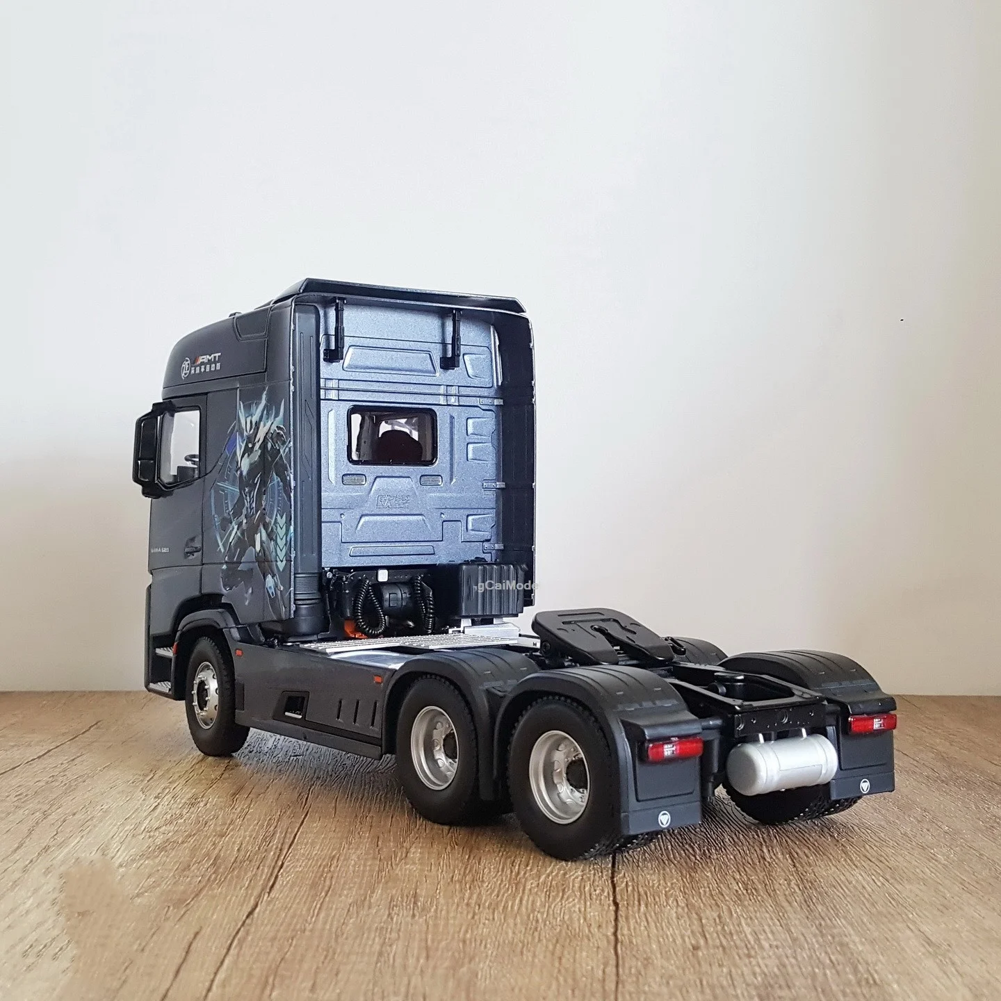 Modelo fundido a presión coleccionable, escala 1:24, Foton Auman Galaxy 7, camión con motor de combustible, vehículos de remolque, modelo de aleación, regalo de negocios