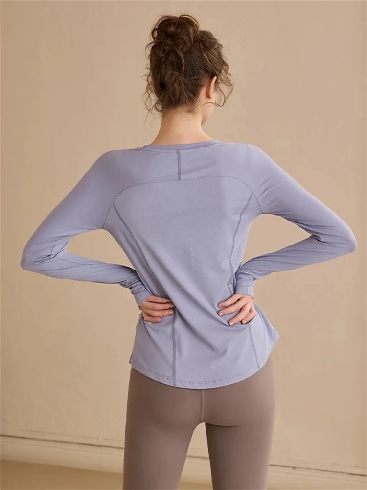 

Свободный лонгслив для йоги, женская спортивная одежда, быстросохнущая, осенне-зимняя, новая модель, оригинальный дизайн, шелковая футболка