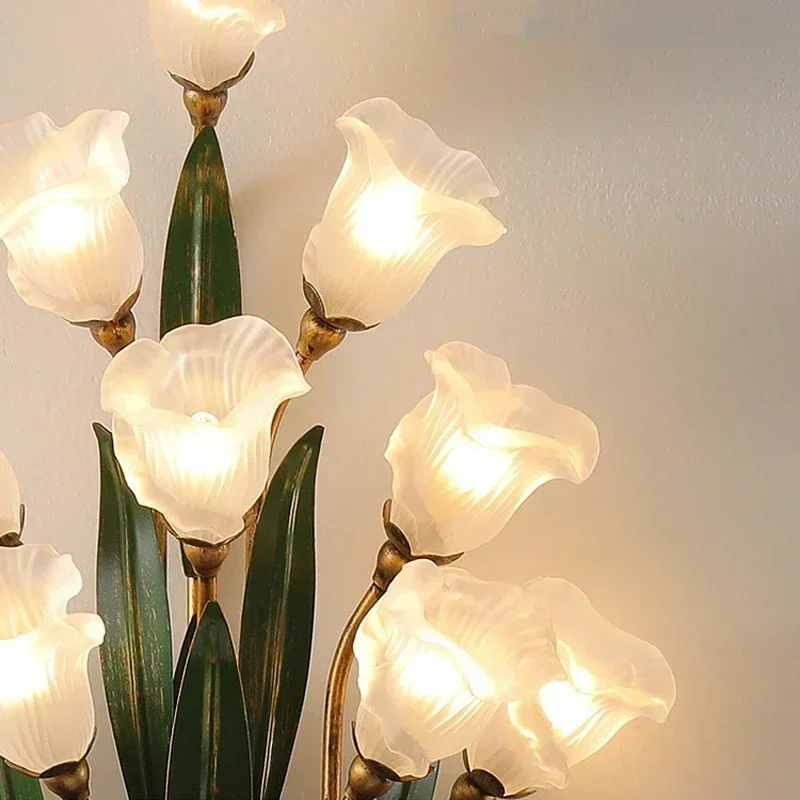 Creative White Pink Flower Wall Light French Rural Leaf Bedside Lamp Living Room Homestay Europe Pastoral Home Decor Lighting