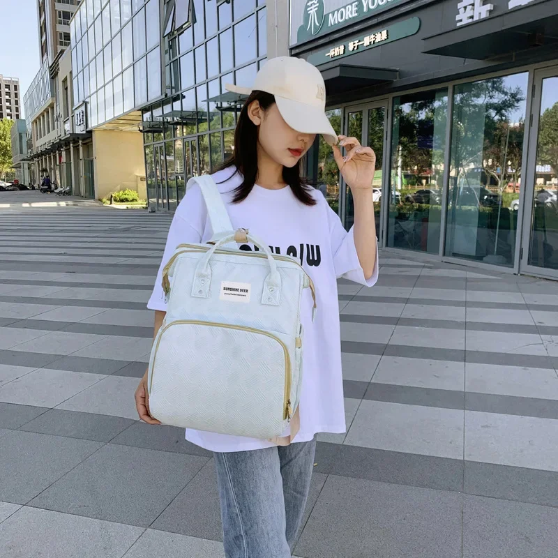 3 in 1 Diaper Bag Backpack Foldable Baby Bed Waterproof Travel Bag with USB Charge Diaper Bag Backpack with Changing Bed 3 Types
